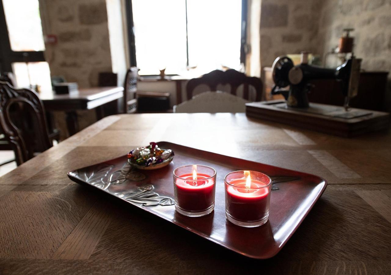 Bed and Breakfast Pat A Touille Treignac Exterior foto